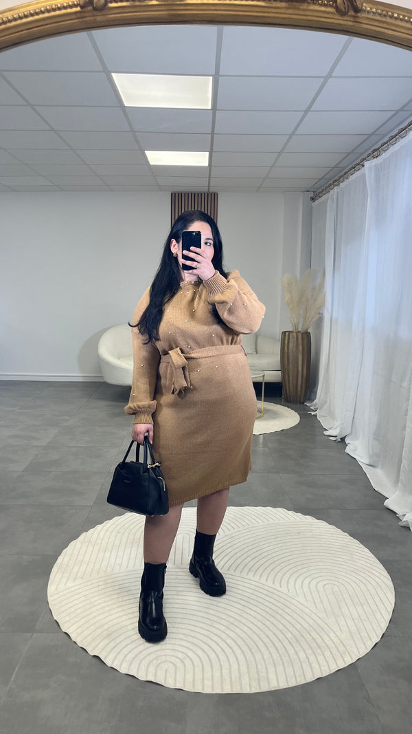 Robe pull perle camel