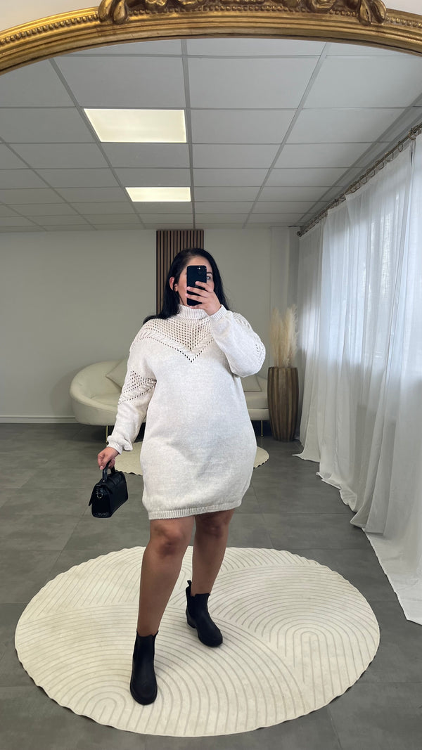 Robe pull col roulée beige