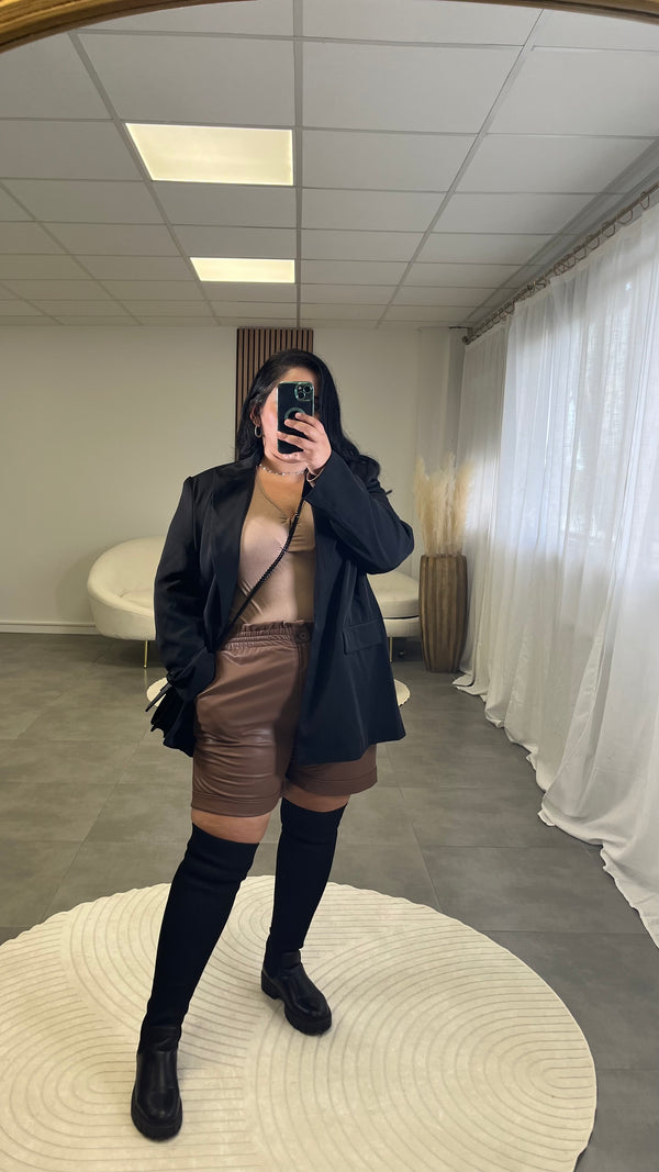 Short similicuir marron