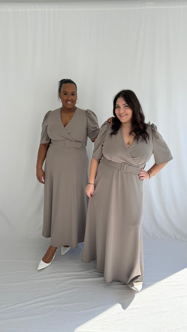 Robe a ceinture taupe
