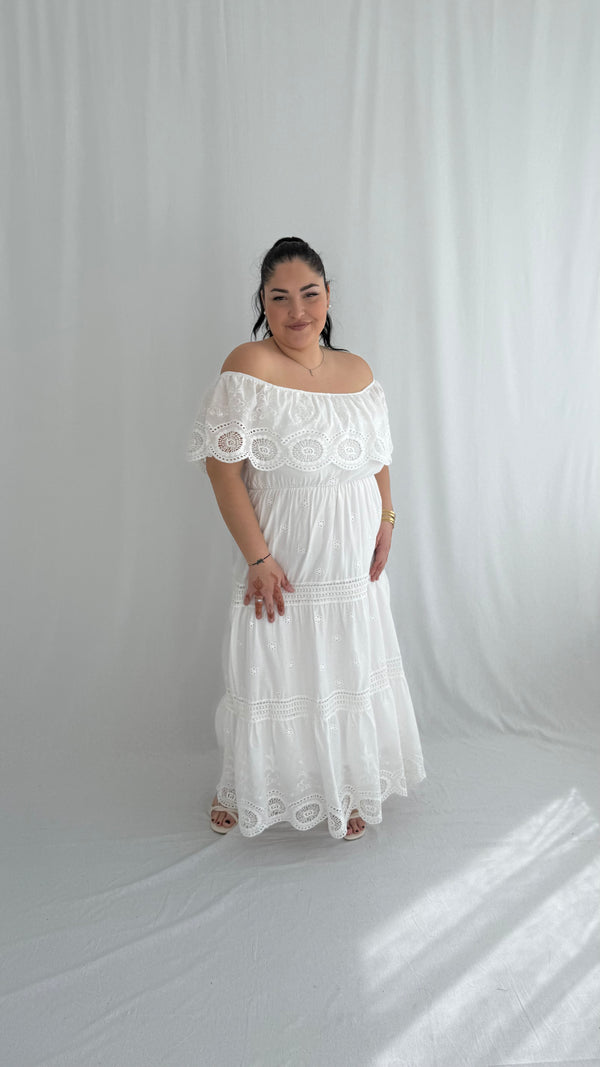 Robe broderie anglaise col bateau en coton