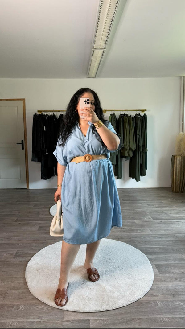 Robe mi longue à ceinture