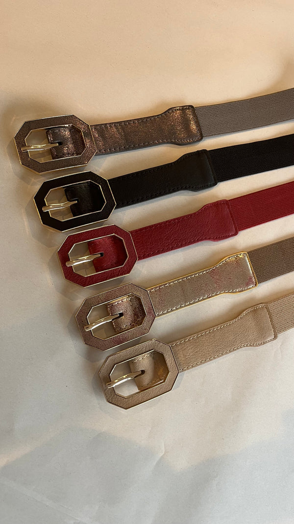 Ceinture à boucle carré arrondie