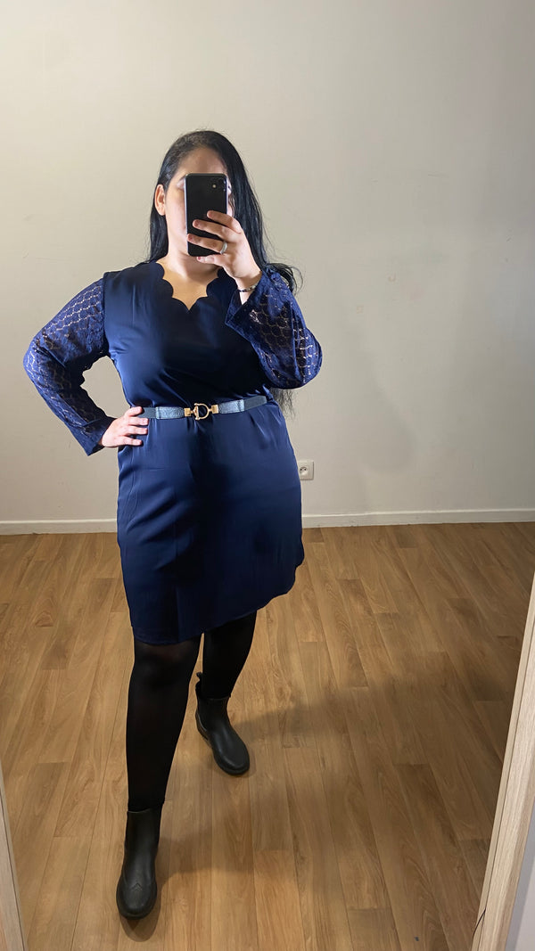 Robe Naya bleu marine ( avec ceinture)