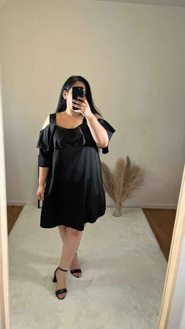 Robe Estelle satiné noir